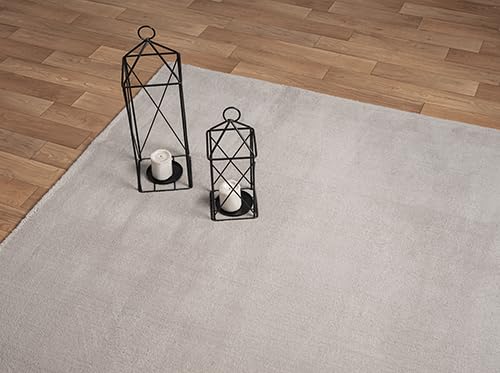 the carpet Relax kuscheliger Kurzflor Teppich, Anti-Rutsch Unterseite, Waschbar bis 30 Grad, Super Soft, Felloptik, Creme, 200 x 280 cm