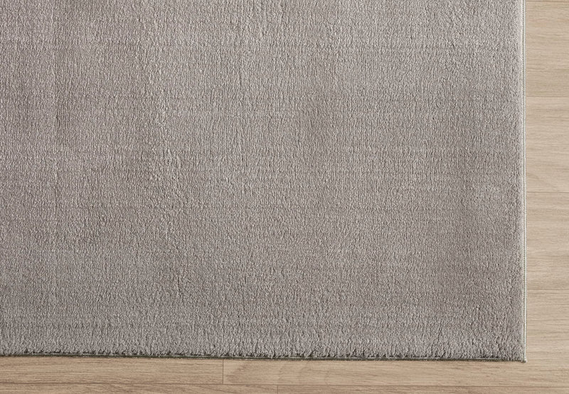 the carpet Relax kuscheliger Kurzflor Teppich, Anti-Rutsch Unterseite, Waschbar bis 30 Grad, Super Soft, Felloptik, Creme, 200 x 280 cm