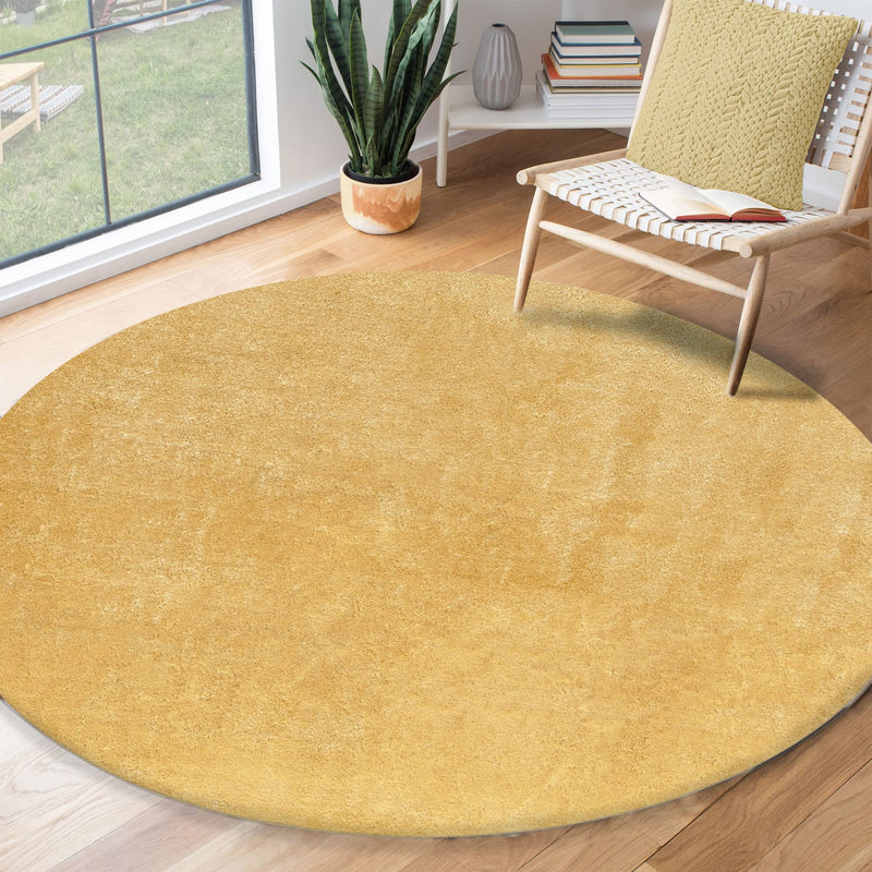 the carpet Relax kuscheliger Kurzflor Teppich, Anti-Rutsch Unterseite, Waschbar bis 30 Grad, Super Soft, Felloptik, Creme, 200 x 280 cm