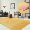 the carpet Relax kuscheliger Kurzflor Teppich, Anti-Rutsch Unterseite, Waschbar bis 30 Grad, Super Soft, Felloptik, Creme, 200 x 280 cm